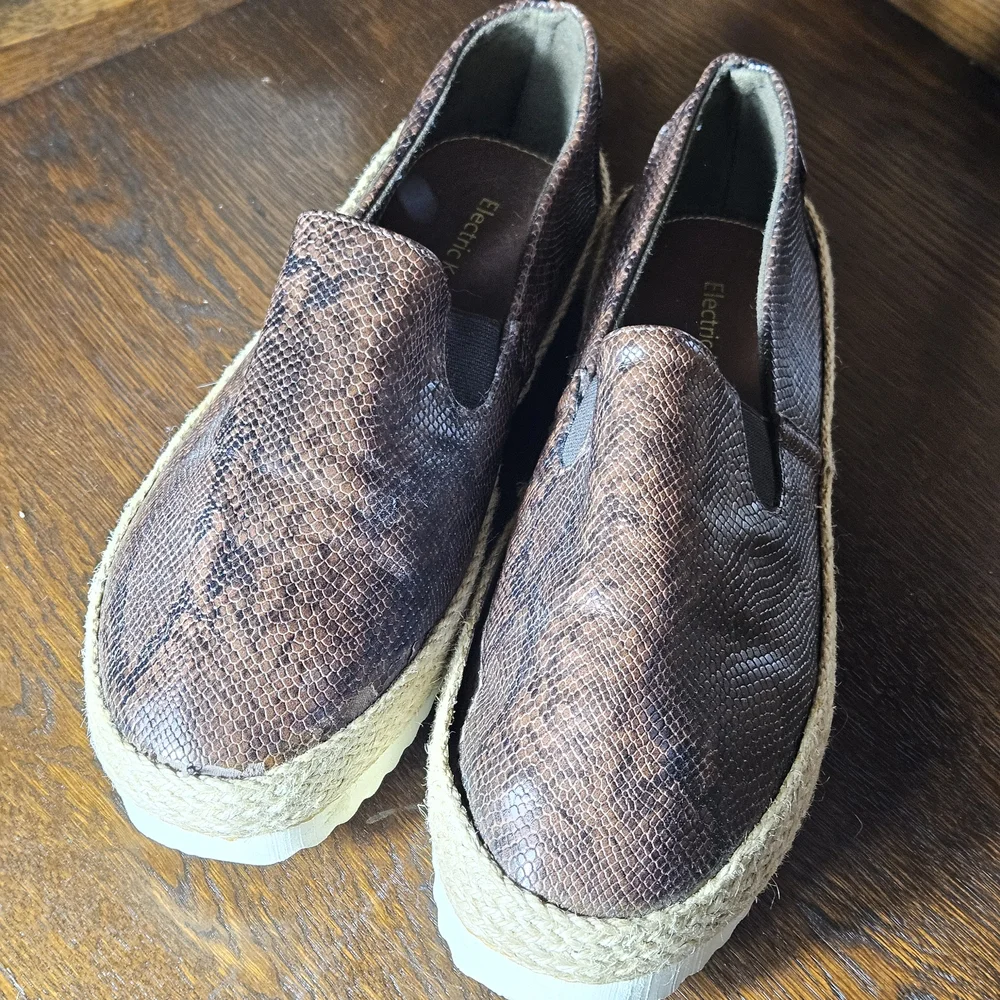 Electric Family Textured Brown Espadrilles